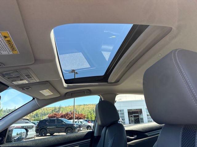 Used 2019 Modern Steel Metallic Honda Touring image 28
