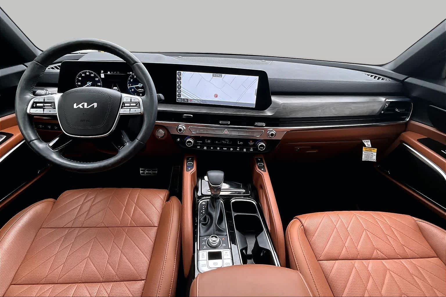 Used 2025 Glacial White Pearl Kia SX X-Line image 14