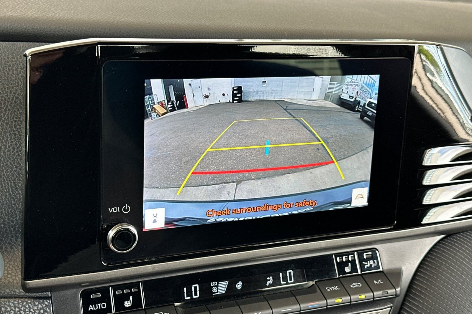Used 2025  Toyota SE image 18