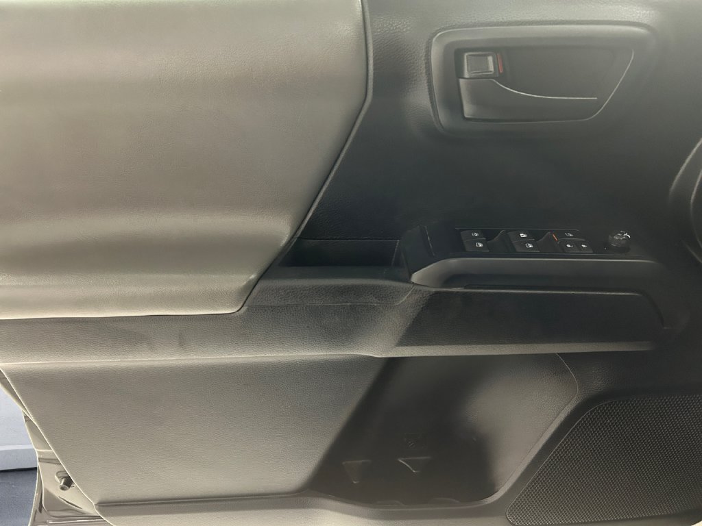 Used 2019 Black Toyota SR image 12