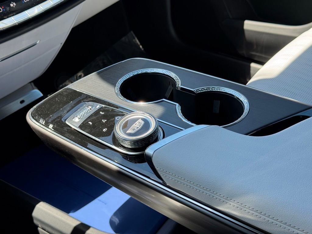 2026 Cadillac LYRIQ Luxury - Photo 31