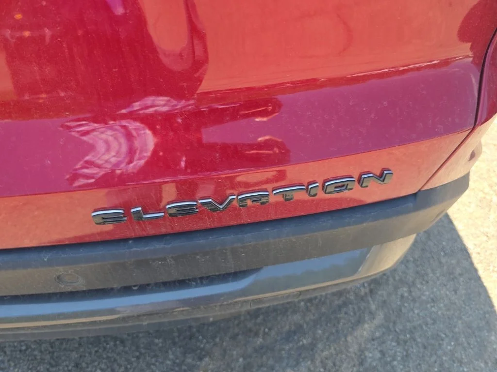 Certified Used 2025 Red GMC Elevation image 10