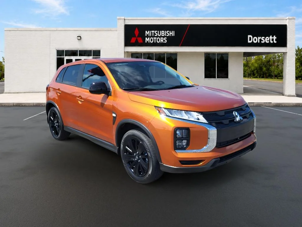 New 2026 Sunshine Orange Metallic Mitsubishi LE image 4