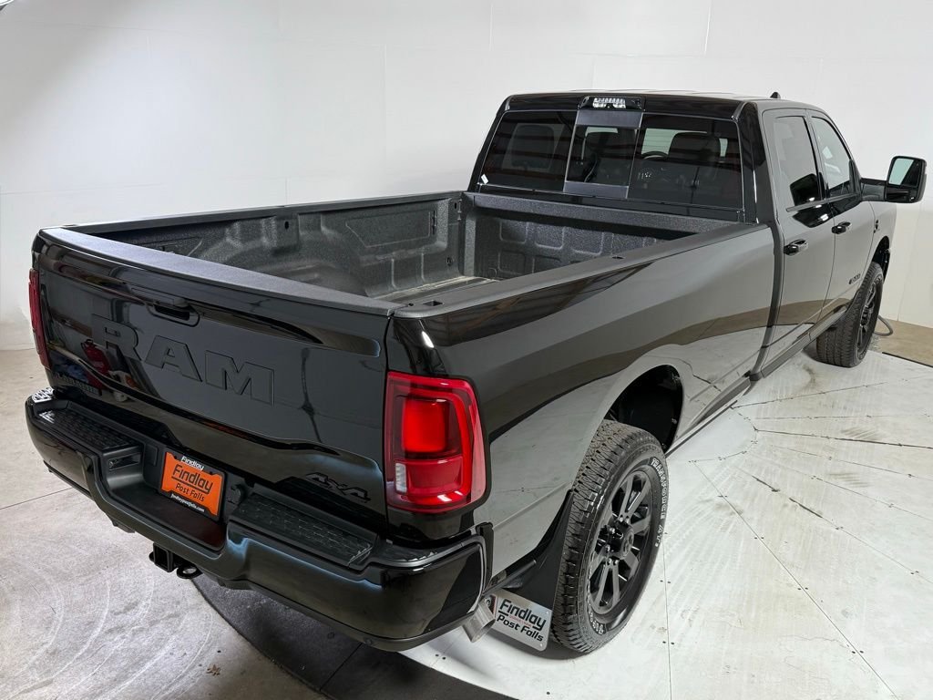 2026 RAM 3500 Laramie - Photo 7