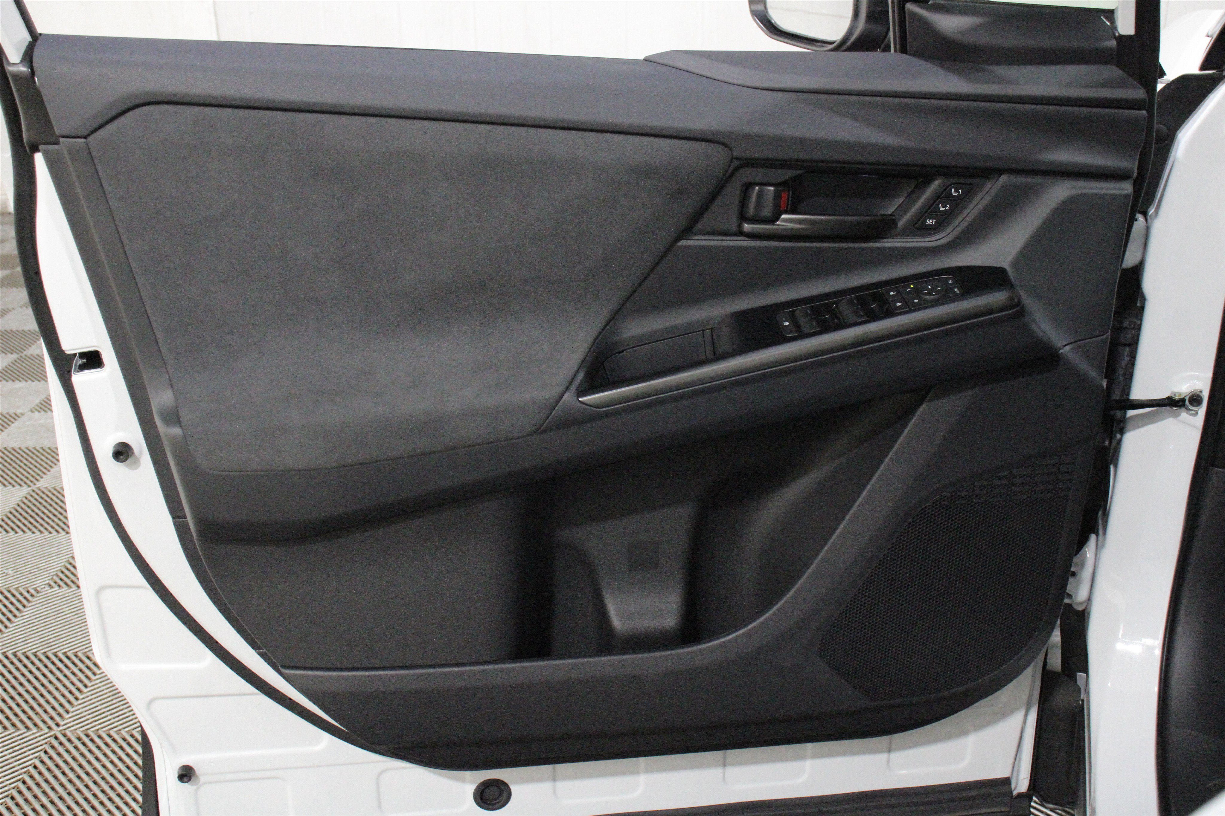New 2026 Wind Chill Pearl Toyota XSE image 6
