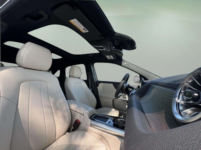 New 2026 GREY Mercedes-Benz GLA 250 image 19