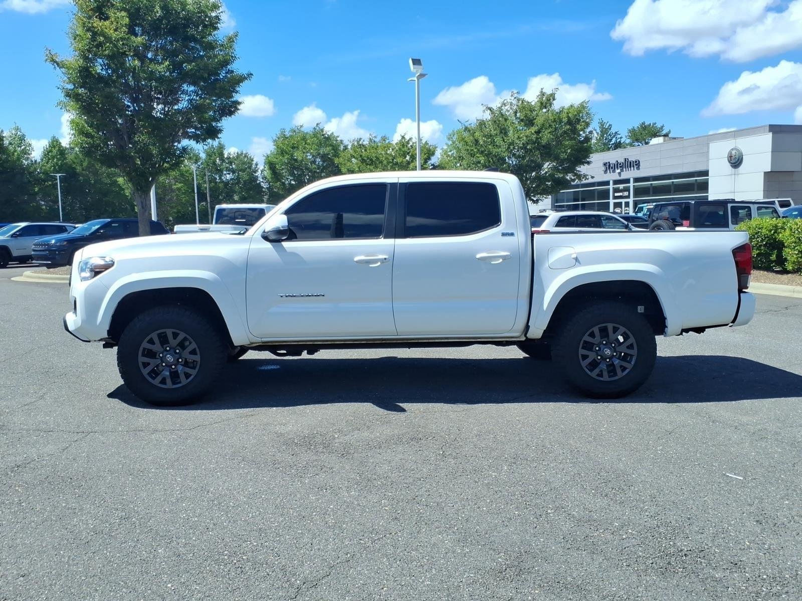 Used 2023 Ice Cap Toyota SR5 image 3