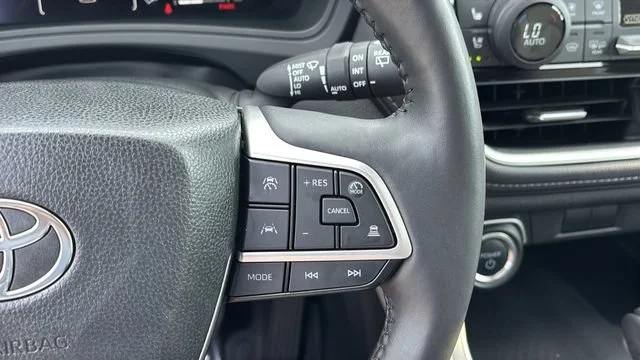 2024 Toyota Grand Highlander Limited - Photo 23