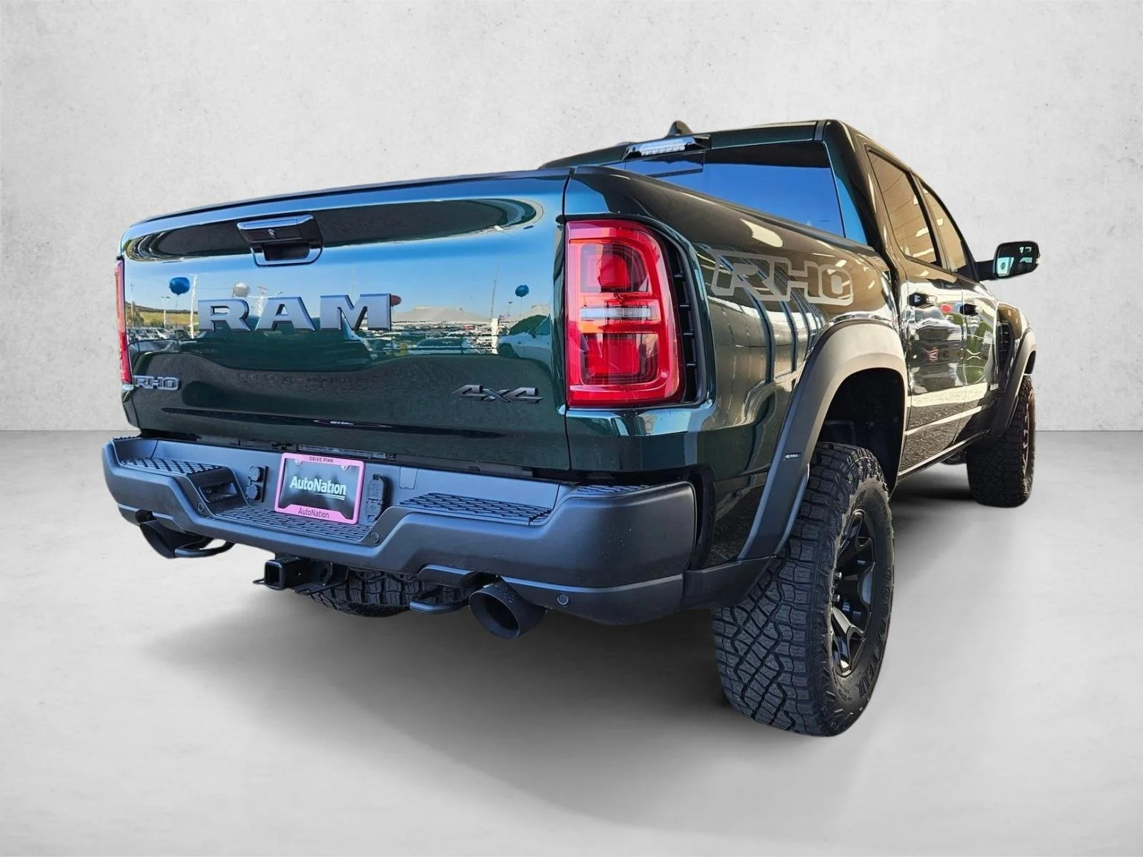 New 2026 Serrano-Green Metallic Exterior Paint RAM RHO image 2