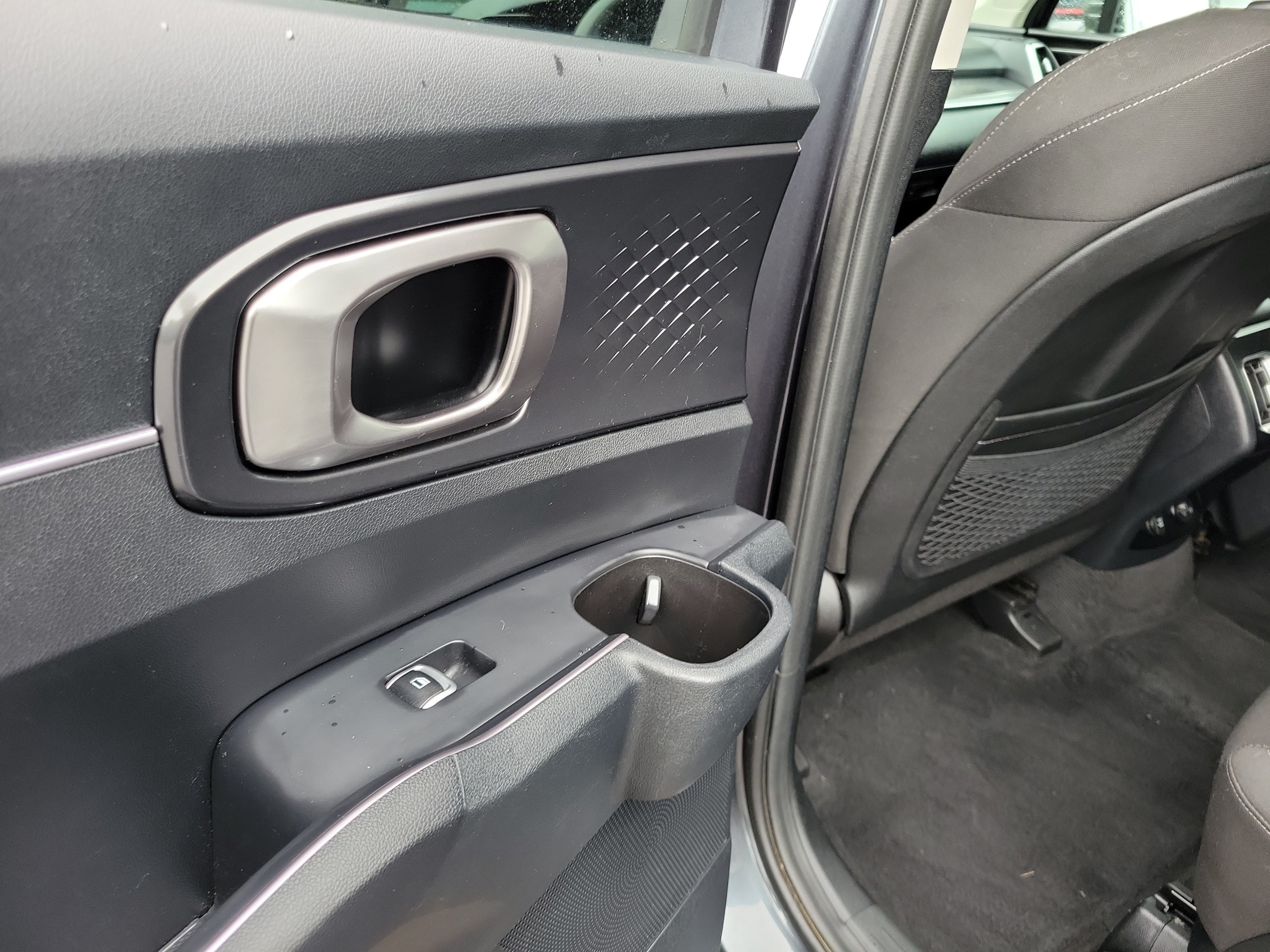 Used 2023 Gravity Grey Kia LX image 13