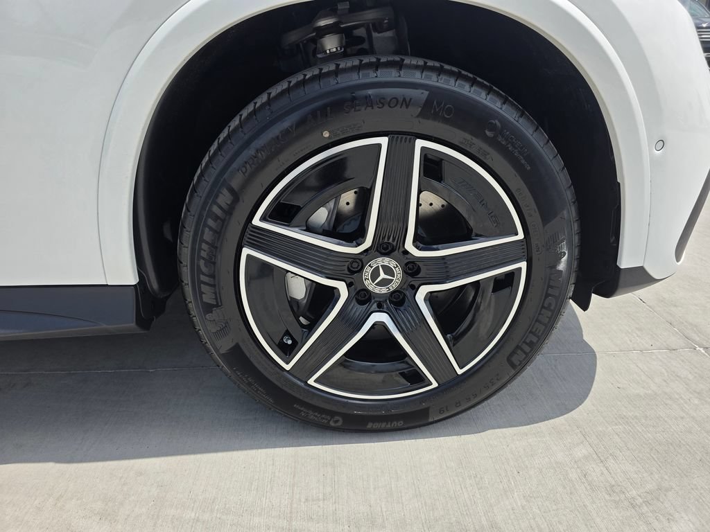 New 2026 Polar White Mercedes-Benz GLC 300 image 37