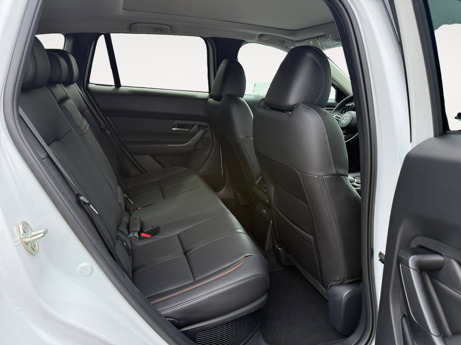 New 2026 Wind Chill Pearl Mazda Premium image 18