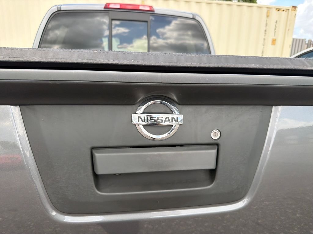 Used 2021 Gray Nissan SV image 17