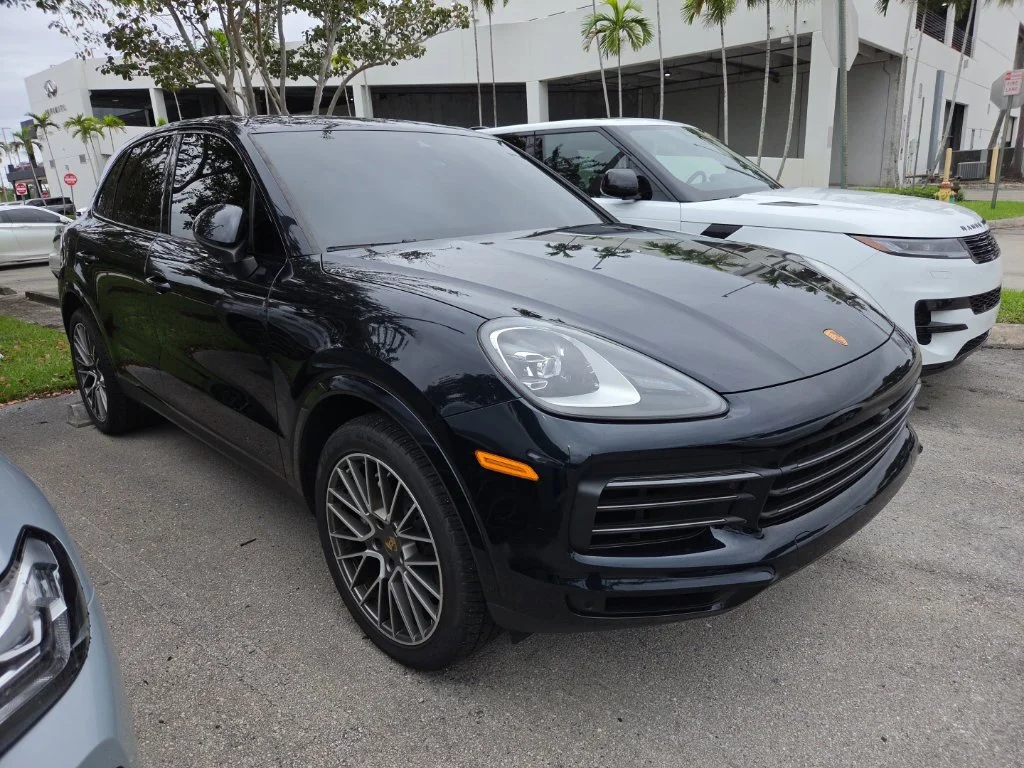Used 2022 Blue Porsche  image 2
