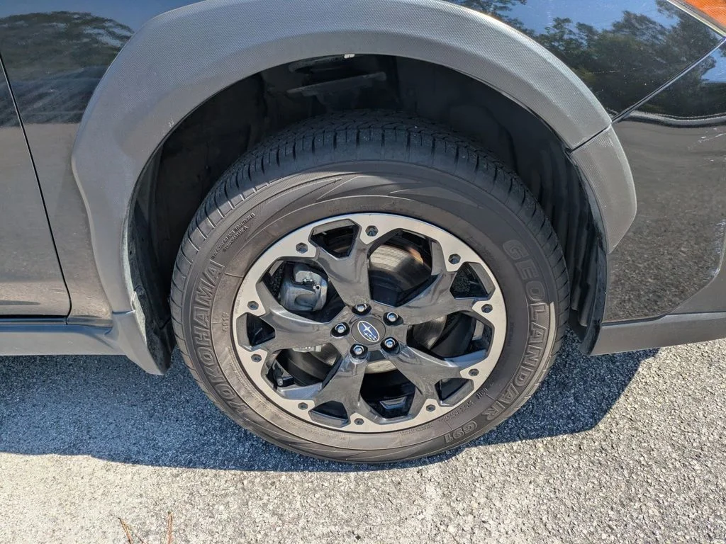 Used 2021 Black Subaru Premium image 3