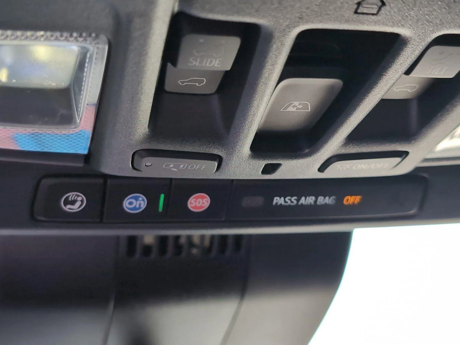Used 2025 Onyx Black GMC AT4X image 22
