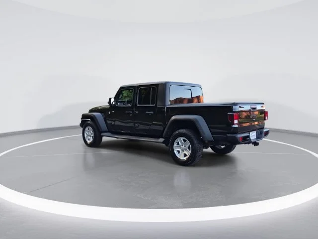 Used 2020 Black Jeep Sport image 6