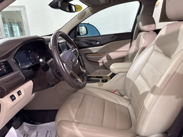 Used 2018 White GMC Denali image 17