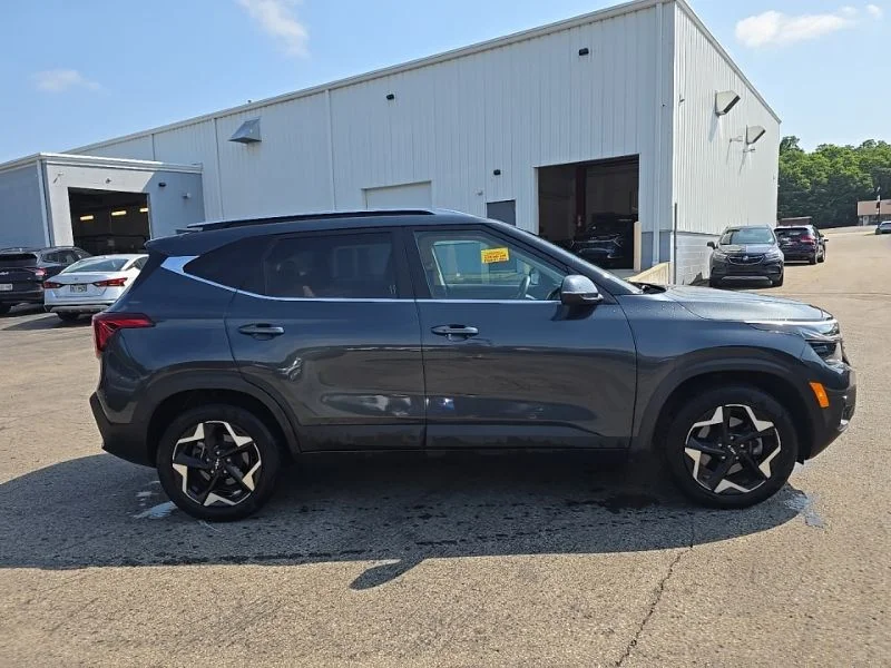 Used 2024 Gray Kia EX image 9