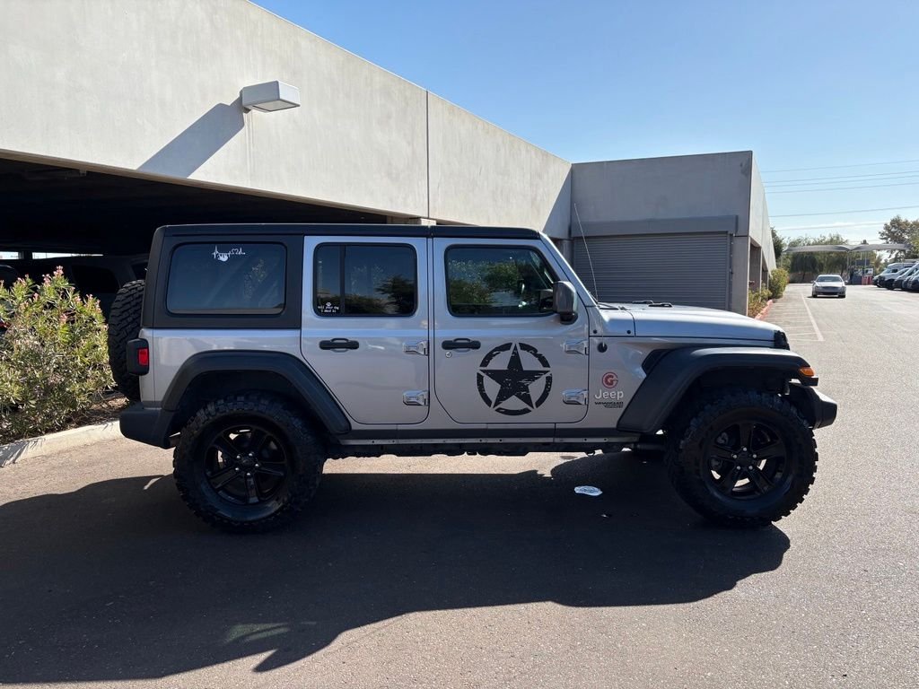 Used 2019 Silver Jeep Unlimited Sport S image 5
