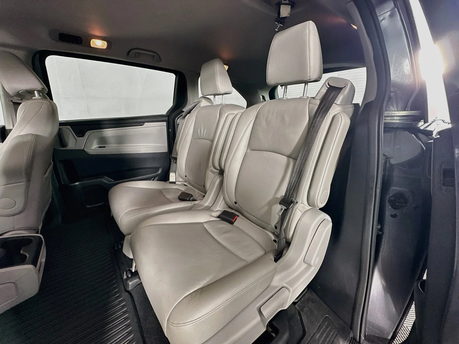 Used 2019 Modern Steel Metallic Honda EX-L image 24
