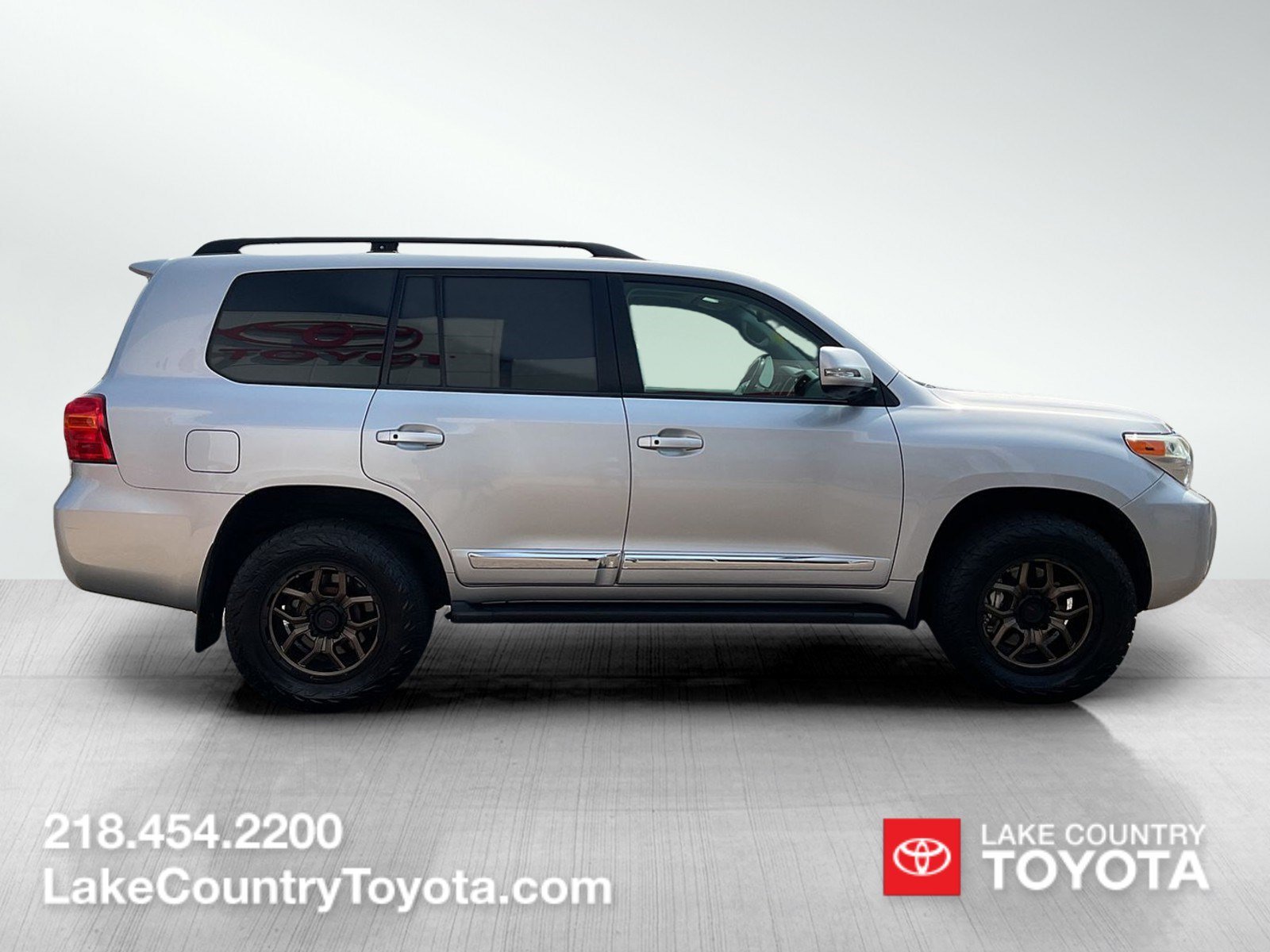 Used 2014 Silver Toyota Base image 6