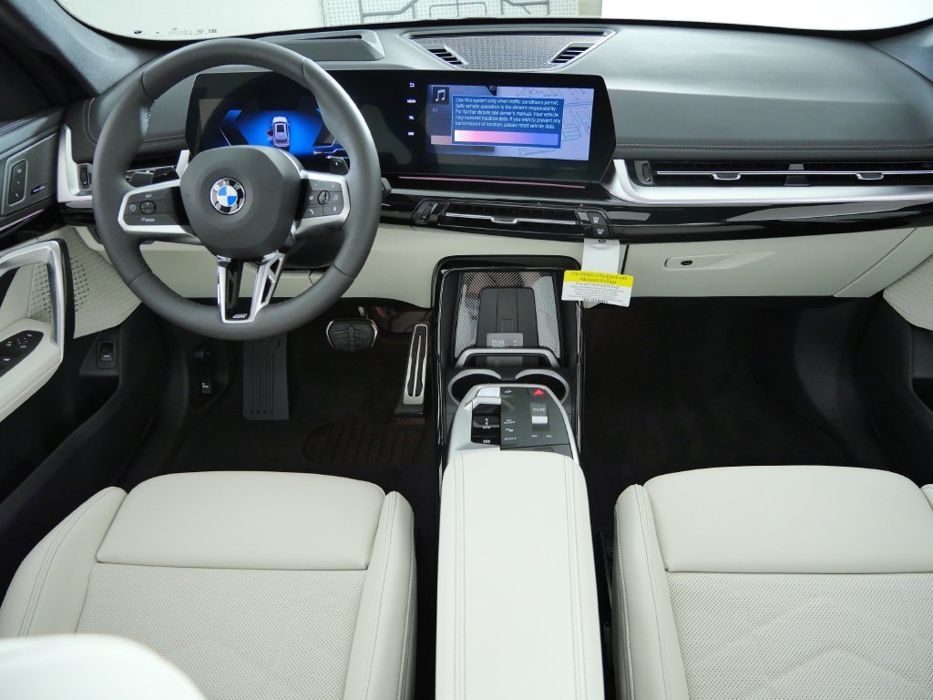New 2027 Space Silver Metallic BMW xDrive28i image 5