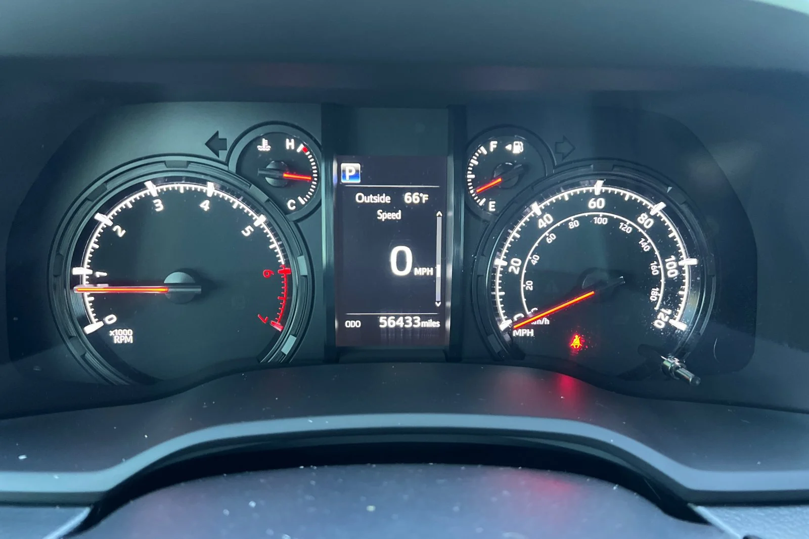 Used 2020 Super White Toyota SR5 Premium image 27