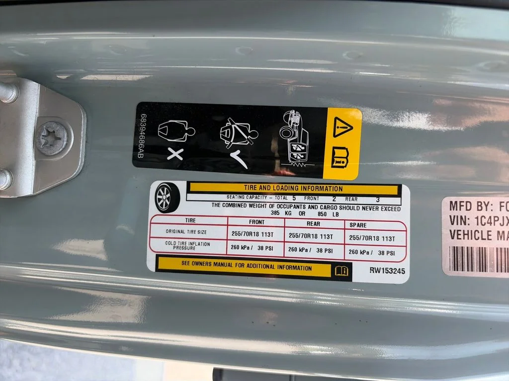 Used 2024 Gray Jeep Sahara image 32