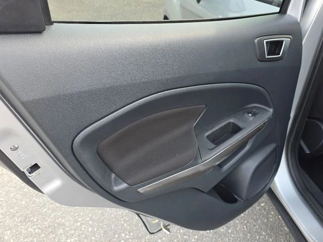 Used 2018 Silver Metallic Ford SE image 22