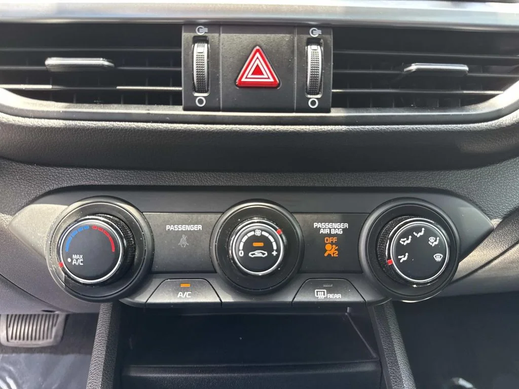 Used 2022 Gray Kia LXS image 30