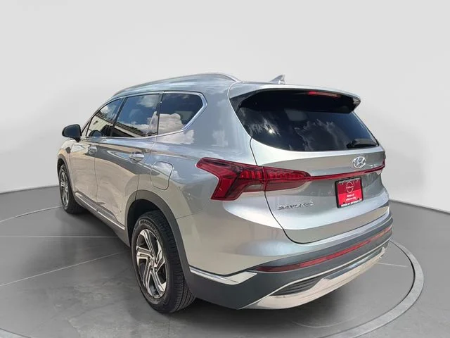 Used 2022 Silver Hyundai SEL image 6