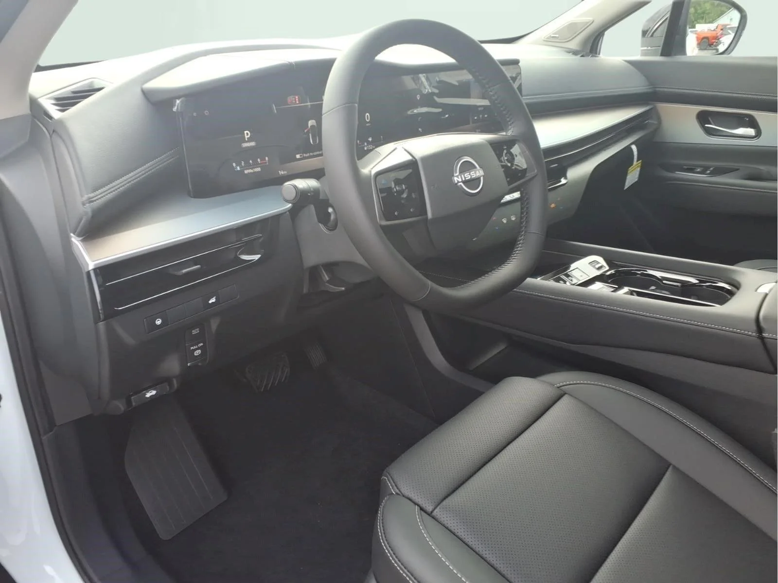New 2026 Everest White Pearl TriCoat Nissan SL image 15