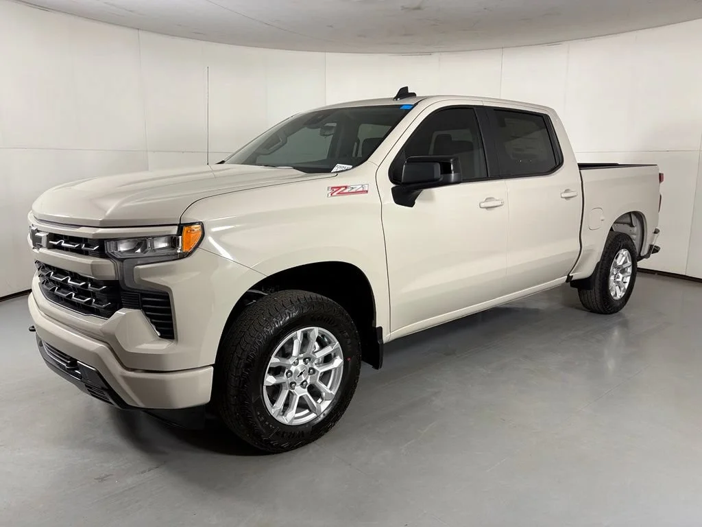 New 2026 White Sands Chevrolet RST image 5