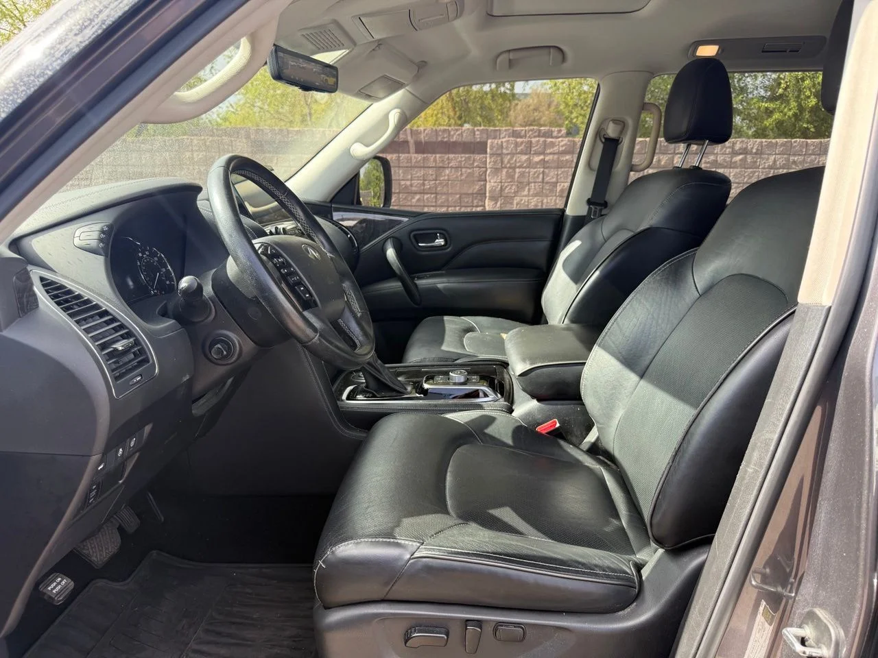 Certified Used 2023 Anthracite Gray INFINITI Luxe image 13