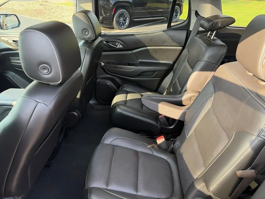 Certified Used 2017 Red GMC SLT-1 image 17