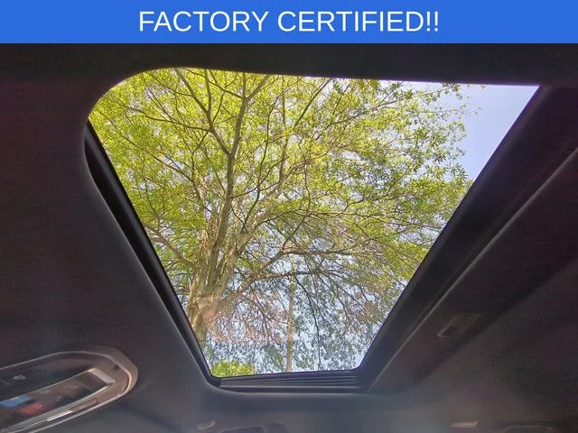 Used 2025 Gray Jeep Altitude X image 18