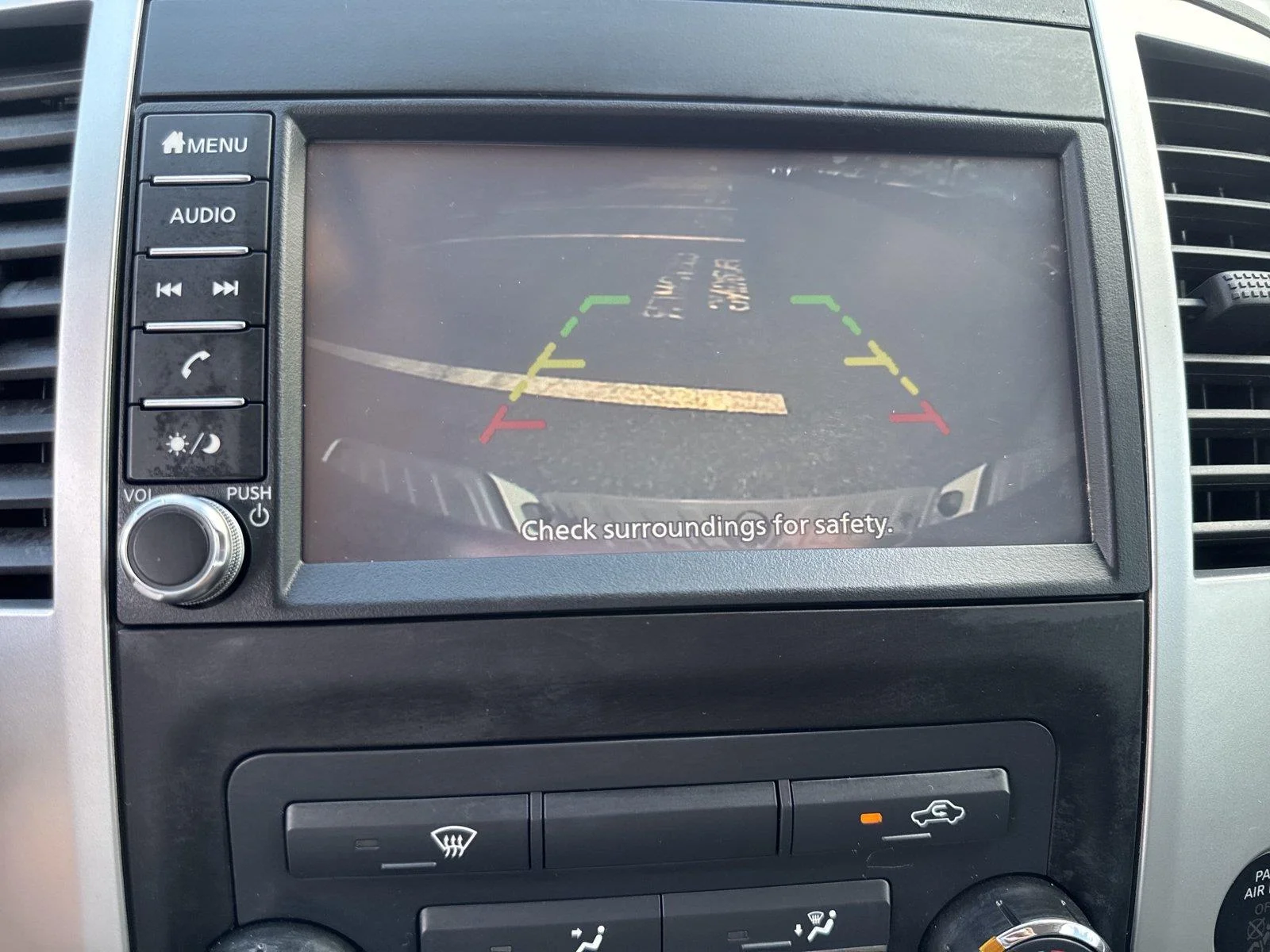 Used 2019 Glacier White Nissan S image 24