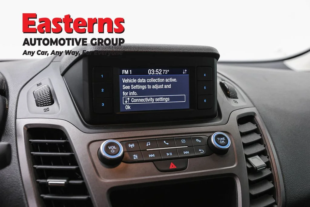 Used 2022 White Ford XL image 18