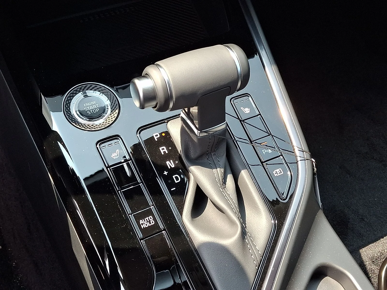 New 2026 White Kia EX image 12