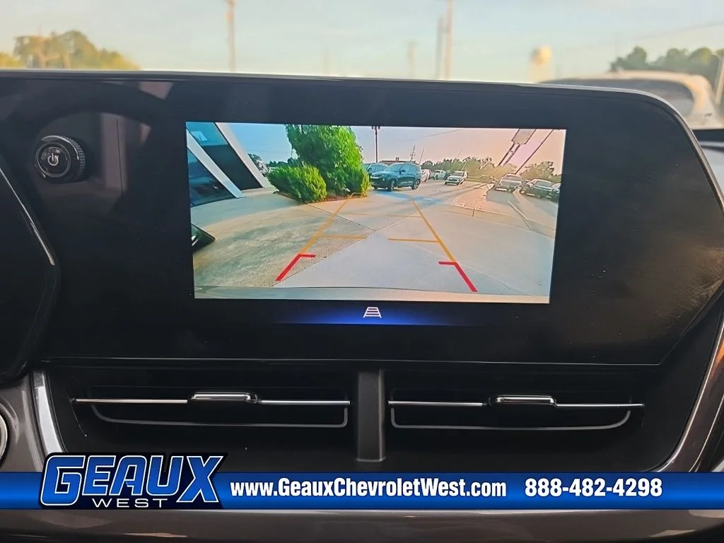 Used 2025 Gray Chevrolet ACTIV image 13