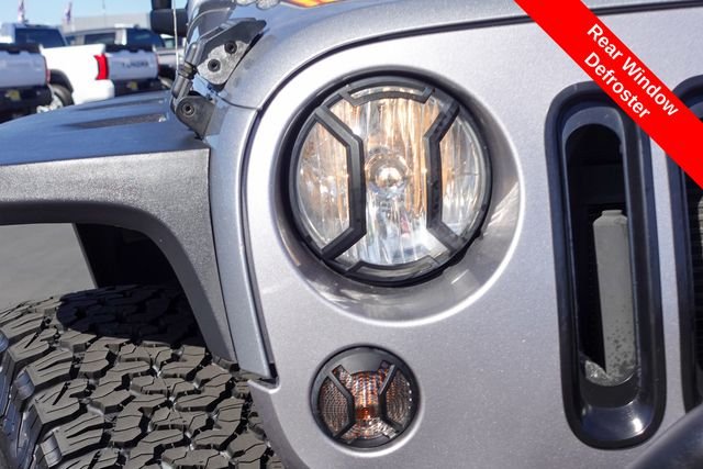 Used 2017 Silver Jeep Unlimited Sport image 5