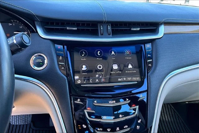 Used 2018 White Cadillac Luxury image 23