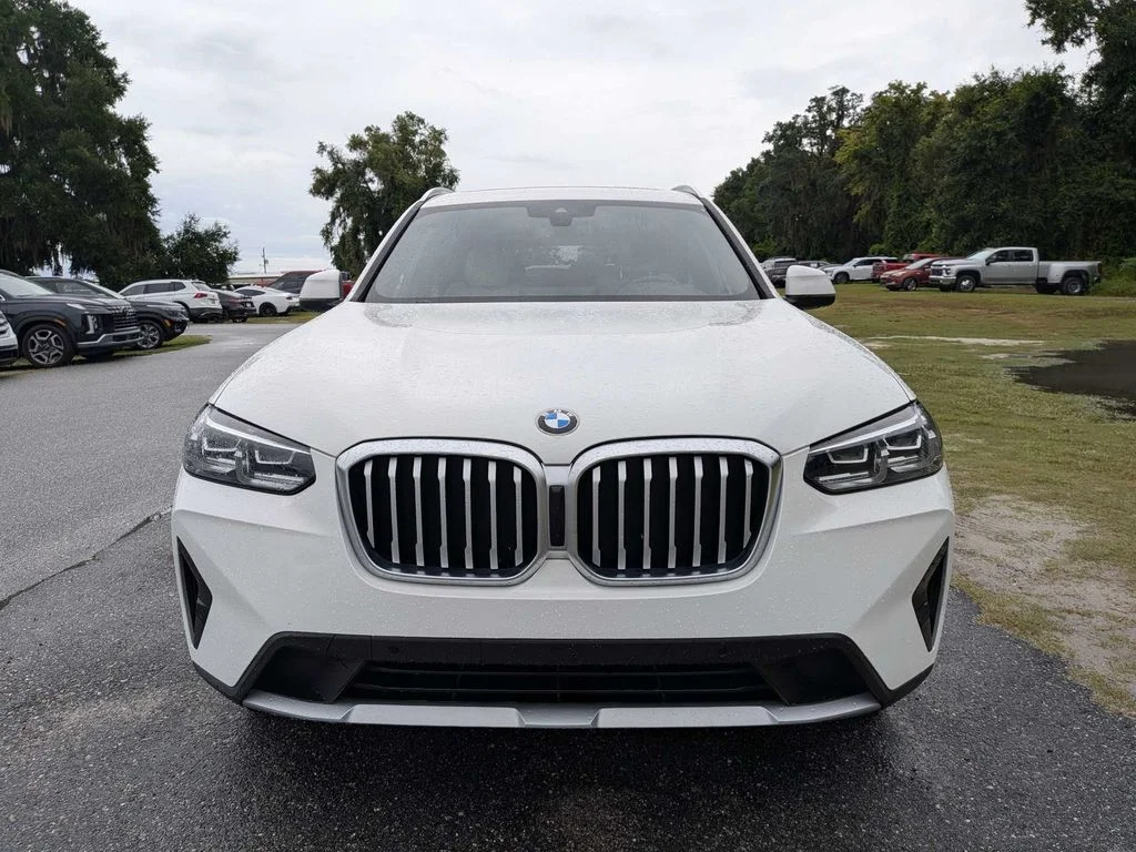 Used 2022 White BMW sDrive30i image 8