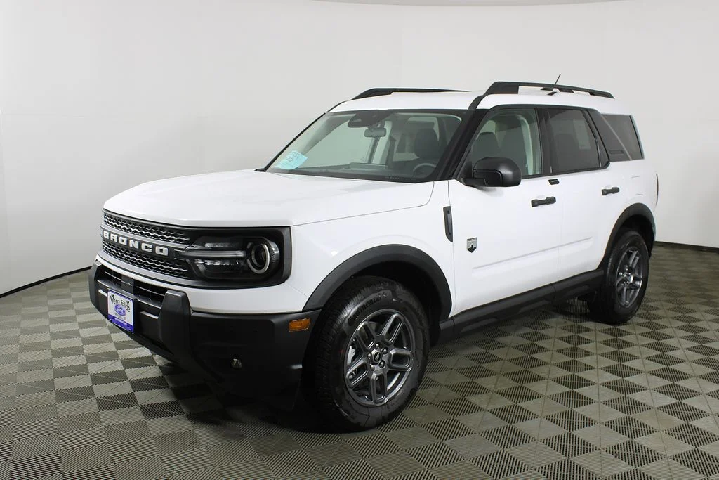 New 2026 White Ford Big Bend image 3