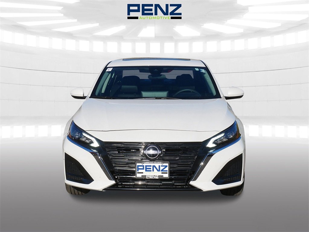 Certified 2025 Nissan Altima SL with VIN 1N4BL4EW3SN312278 for sale in Rochester, Minnesota