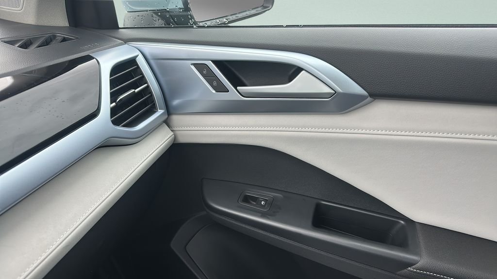 New 2026 Monument Gray Volkswagen 1.5T SE image 20