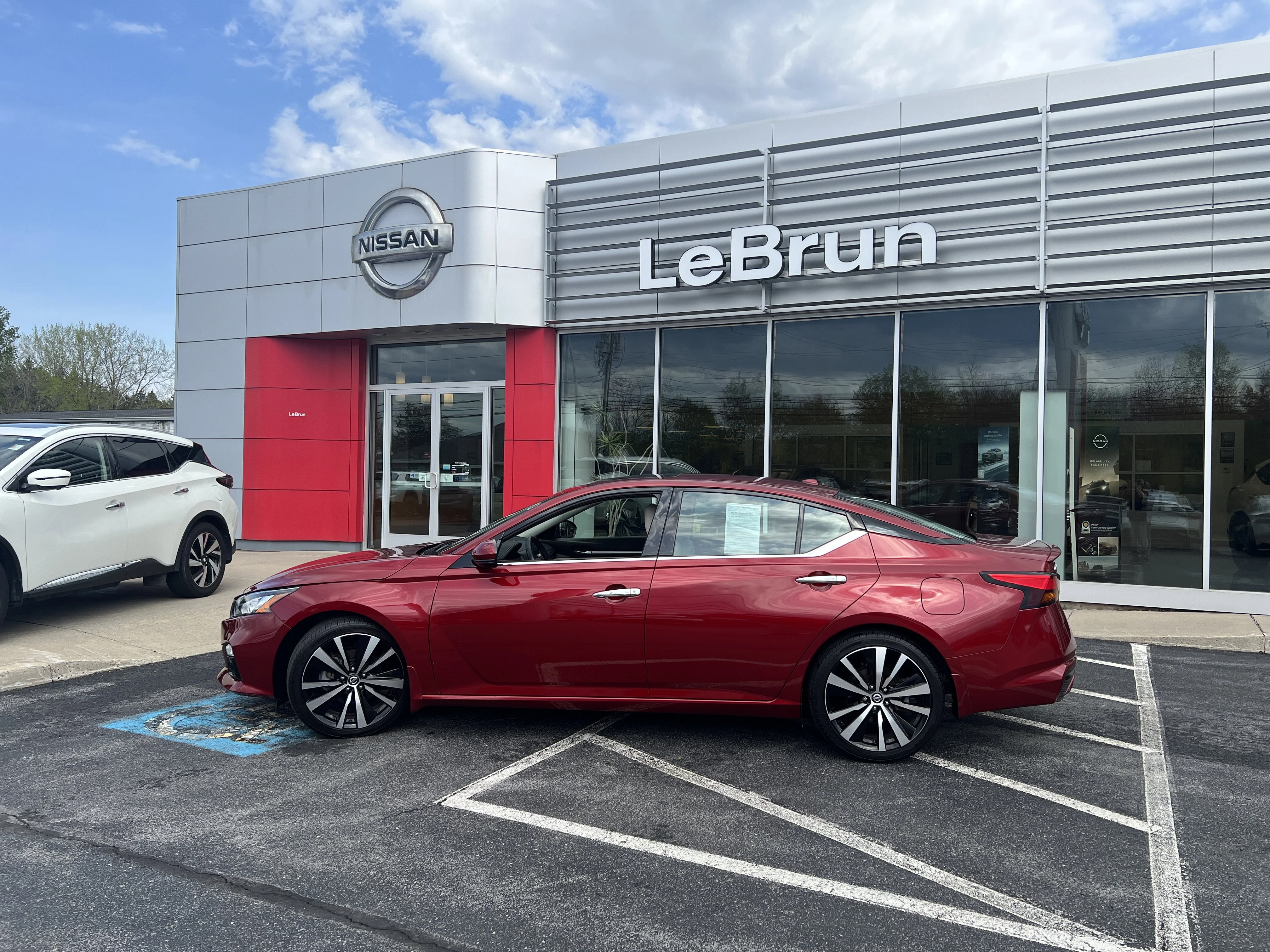 Used 2019 Nissan Altima Platinum with VIN 1N4BL4FV1KC103526 for sale in Auburn, NY