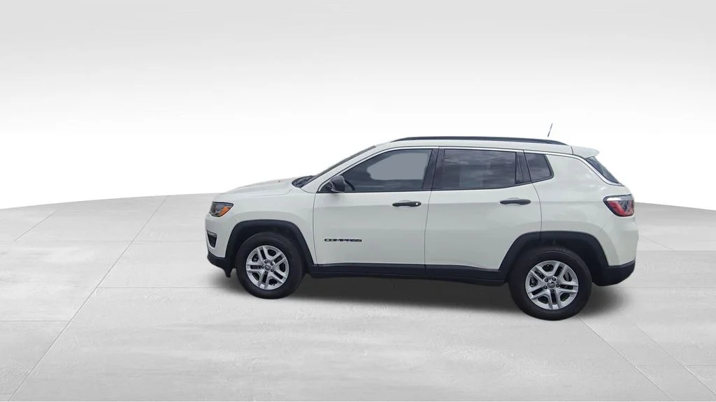 Used 2019 White Clearcoat Jeep Sport image 6