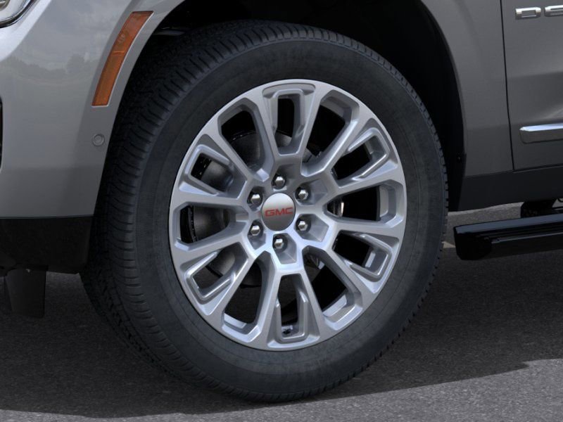 2026 GMC Yukon XL Denali - Photo 9